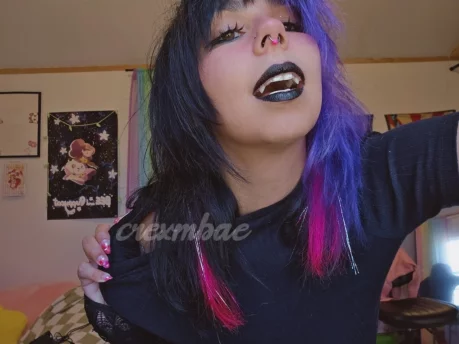 Photo of model @crexmbae