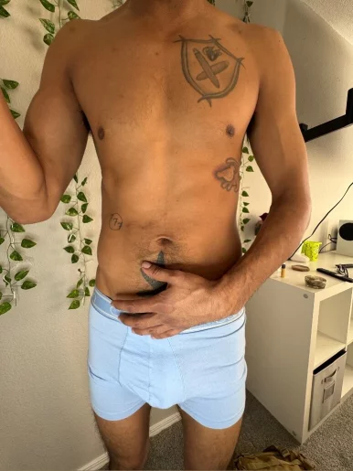 Photo of model @daddyc88420