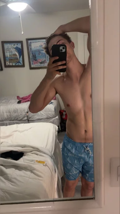 Photo of model @daddycolemaddox