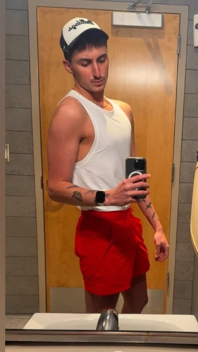 Photo of model @daddydomconner