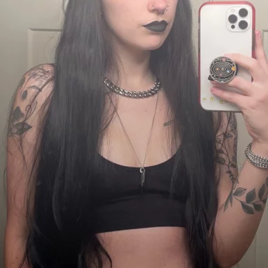 Photo of model @dahliadream