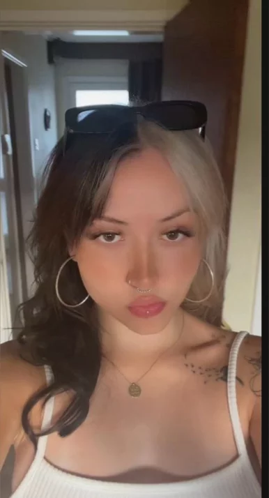 Photo of model @daisycarterfree