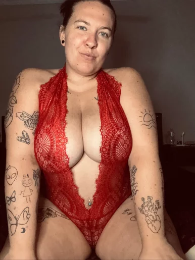 Photo of model @daisymae6966