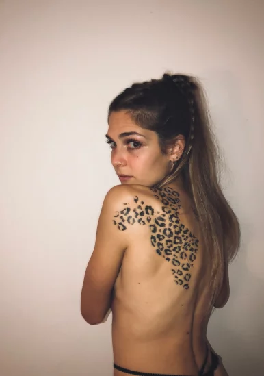 Photo of model @daisyroar