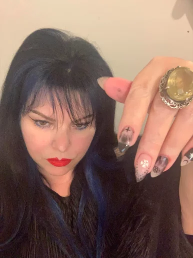 Photo of model @darkmadeline