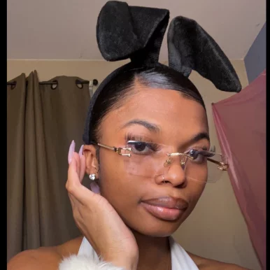 Photo of model @datradehunter