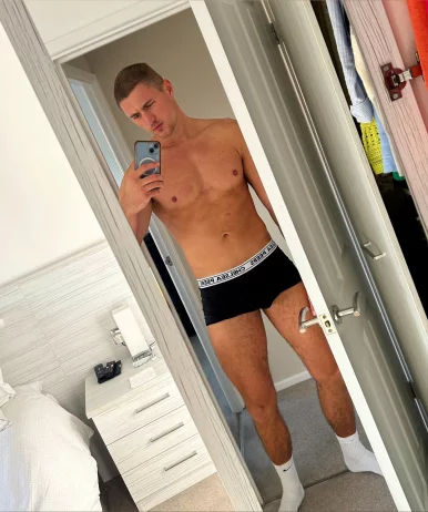 Photo of model @dcxof2