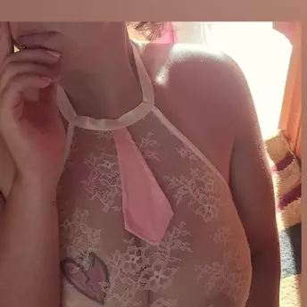 Photo of model @deadonna