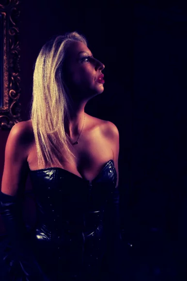 Photo of model @deasamantha