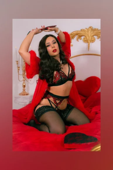 Photo of model @degenwaifu