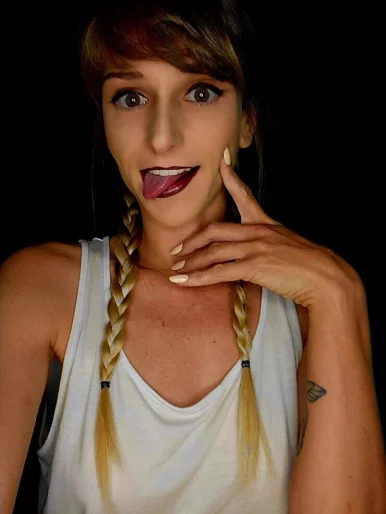 Photo of model @deliciousmonster30