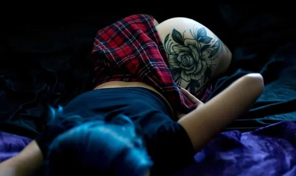 Photo of model @demidevilsuccubus