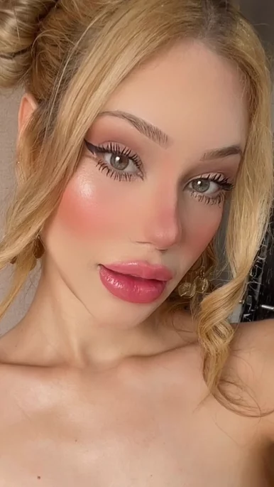 Photo of model @desiresride