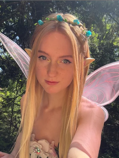 Photo of model @destinationkat