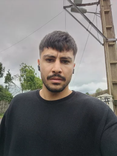 Photo of model @devil.jool