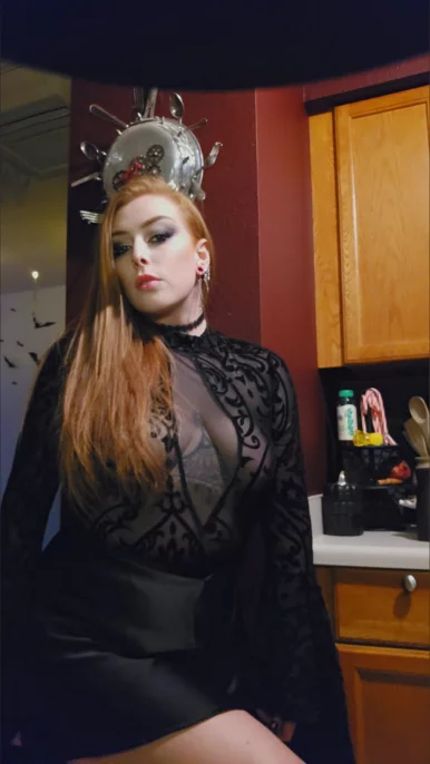 Photo of model @devotetoaurora