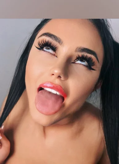 Photo of model @diamond_bunny06