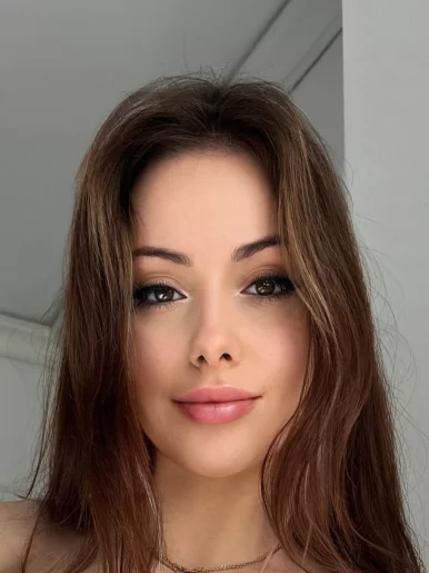 Photo of model @dianasweetbunny