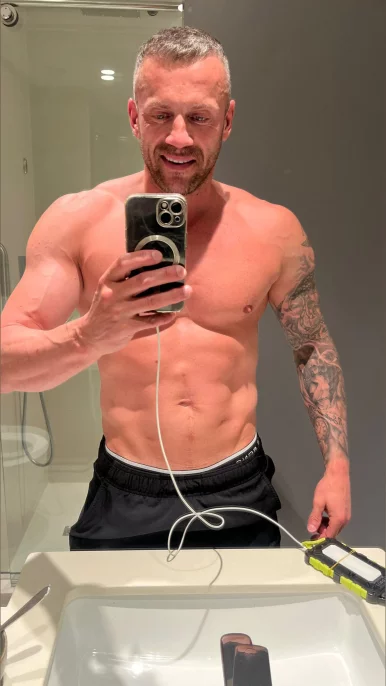 Photo of model @dirtydavethepara