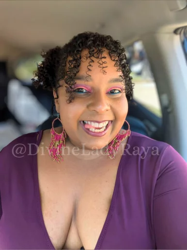 Photo of model @divineladyraya