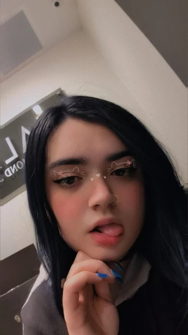 Photo of model @dndirty