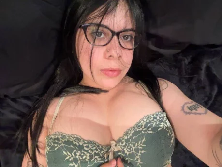 Photo of model @dolldayx