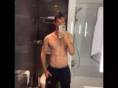 Photo of model @dominicfit