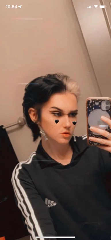 Photo of model @domm_xx