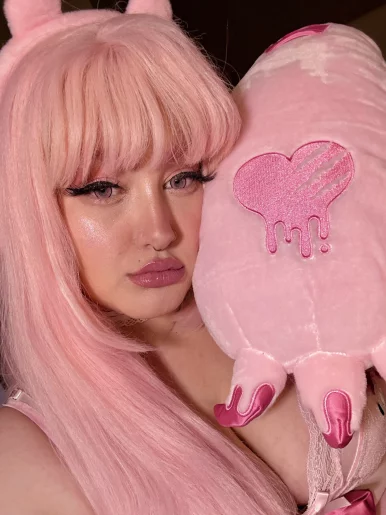 Photo of model @dreamiecl0ud