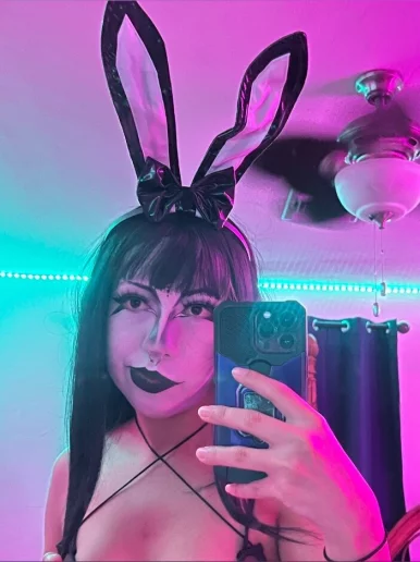 Photo of model @dreamybxnn