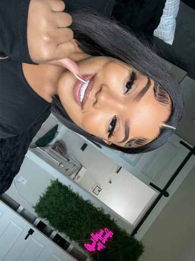 Photo of model @drippinvelvet