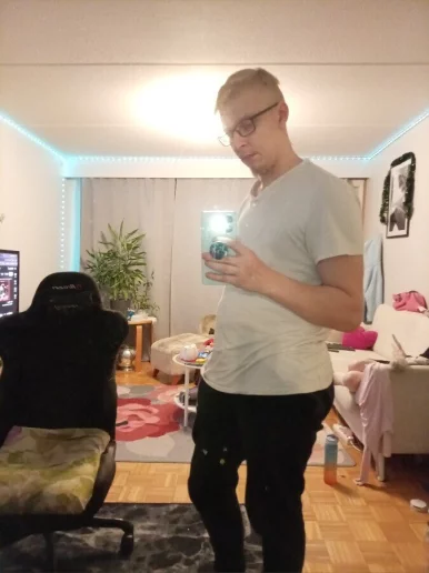 Photo of model @dudewithabigdick