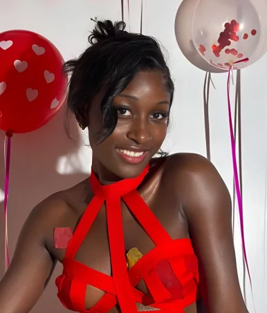 Photo of model @ebony.jade