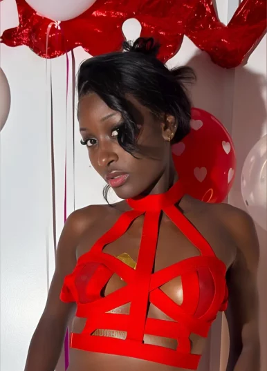 Photo of model @ebony.minx