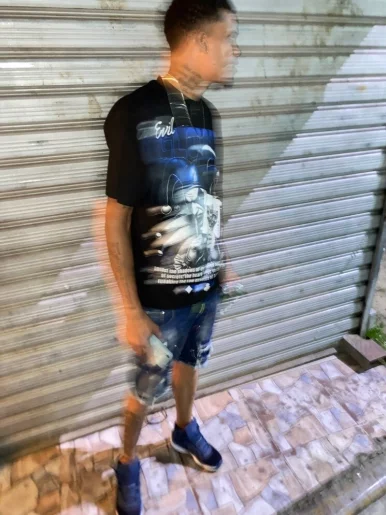 Photo of model @el-sexy20