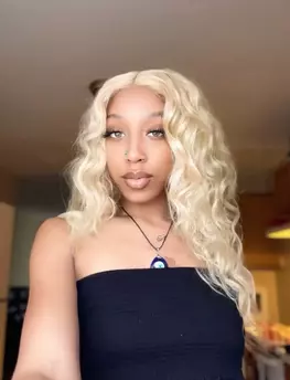 Photo of model @elennaalight