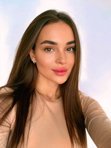 Photo of model @elizabeth_dreamm