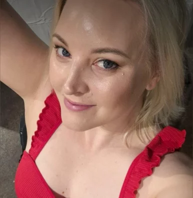 Photo of model @ellie_voksen