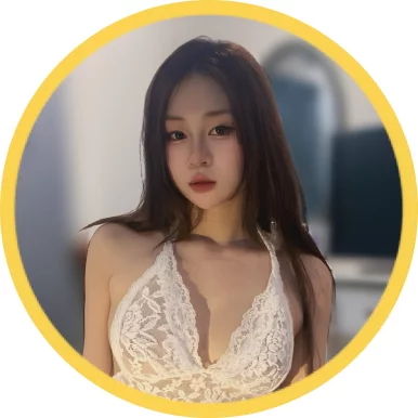 Photo of model @emika_free