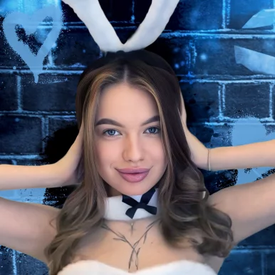 Photo of model @emilii777