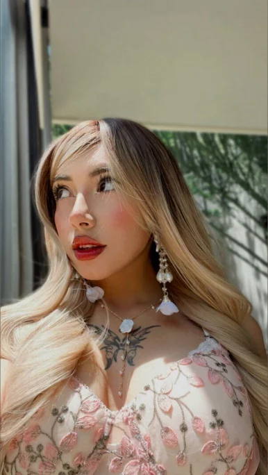 Photo of model @emma_desires