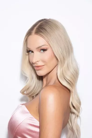 Photo of model @emmahixofficial