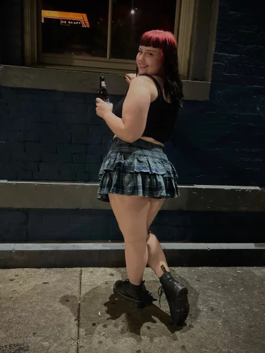 Photo of model @envyaura