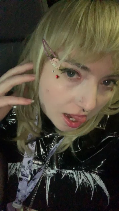 Photo of model @eris_the_doll