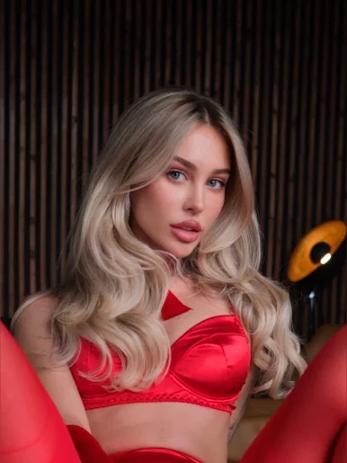 Photo of model @evalevel