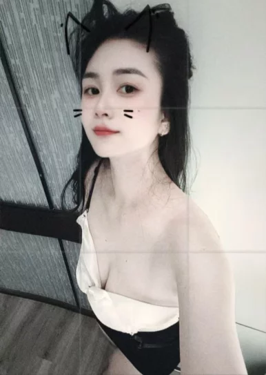 Photo of model @fannyzhou