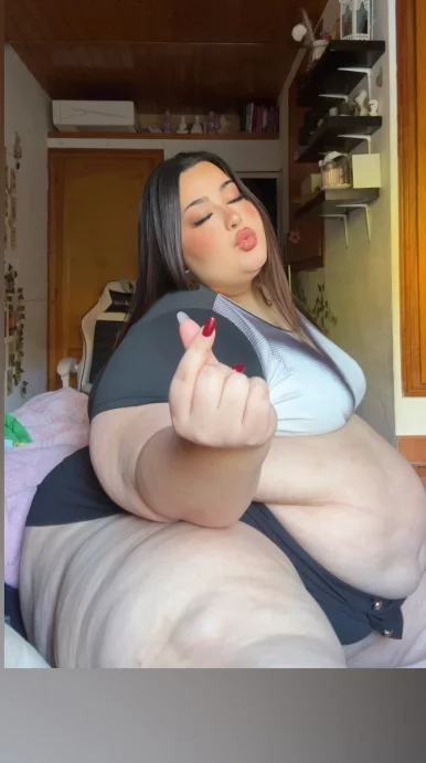 Photo of model @fatvenusbelly