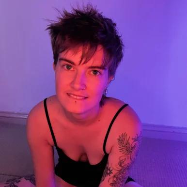 Photo of model @fayethefox