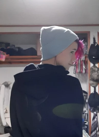 Photo of model @femboyaidenfree