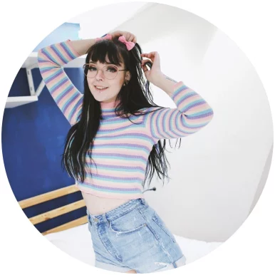 Photo of model @feyafernfree